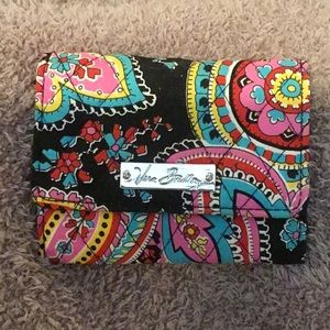 Vera Bradley wallet in Parisian Paisley pattern